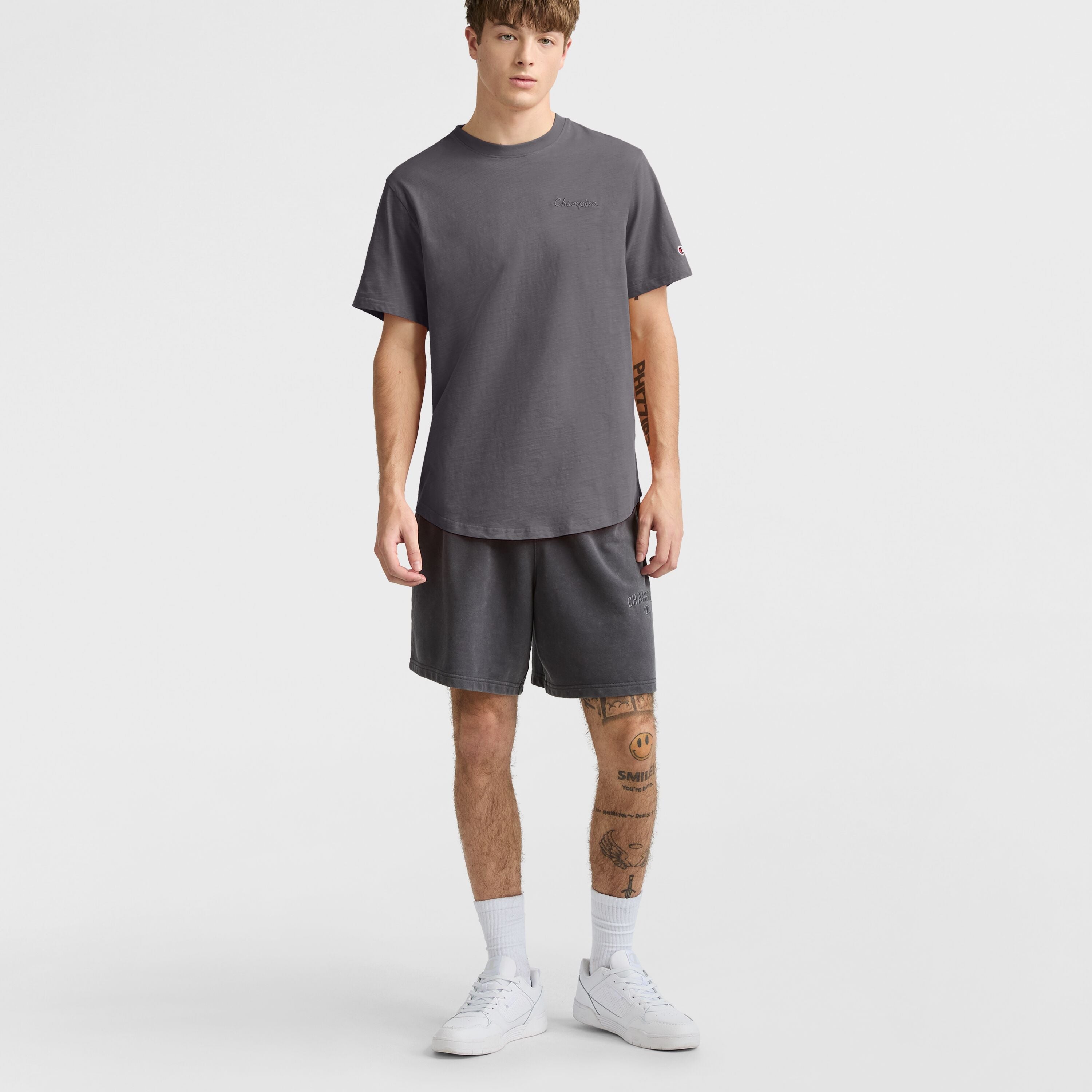 Curved Hem Slub Cotton T-Shirt with Embroidered Script | Effortless Sporty Tee