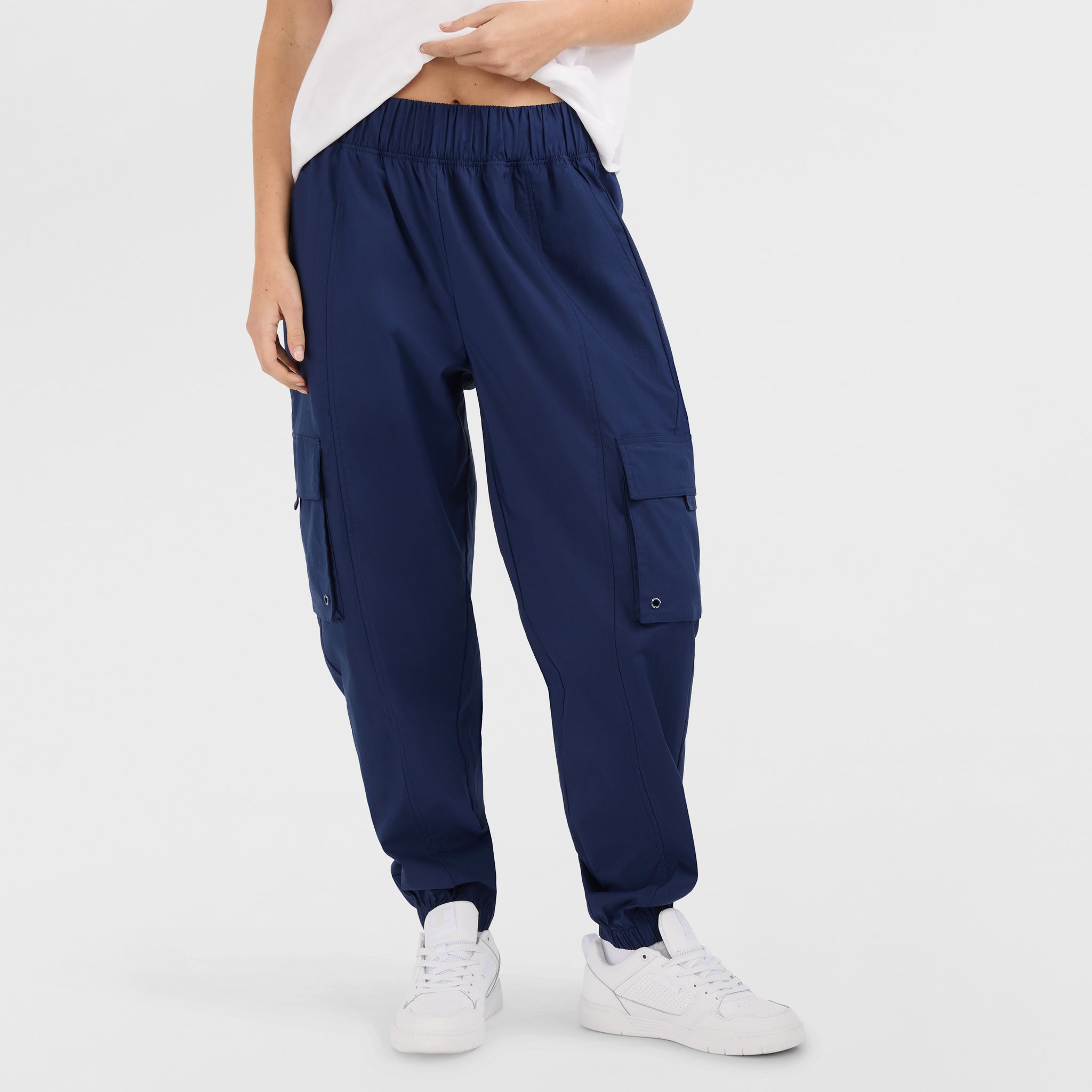 Women's Woven Cargo Pants with Stretchy Waistband | C Logo