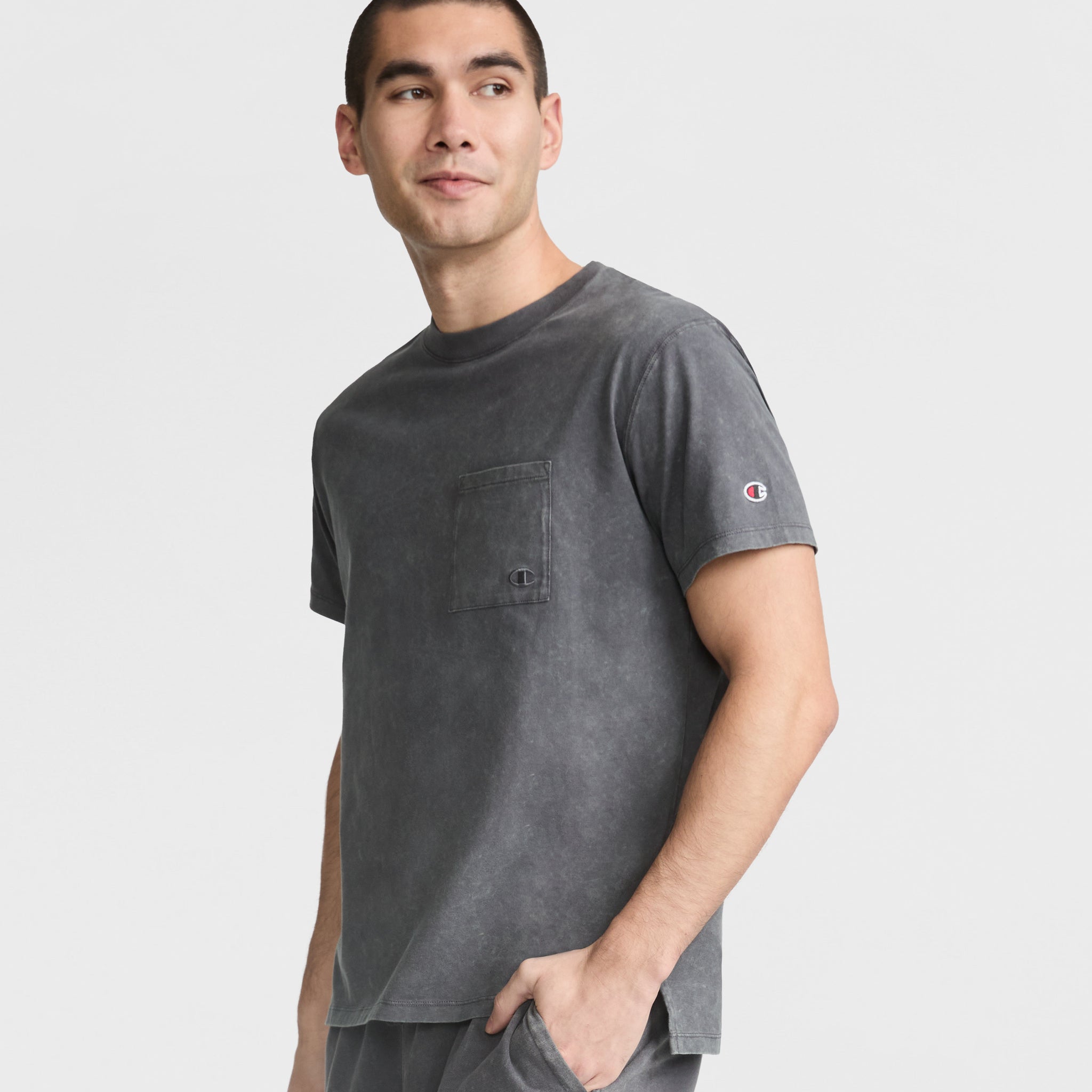 Vintage Wash Men's Pocket T-Shirt with Droptail & Side Slits | Champion